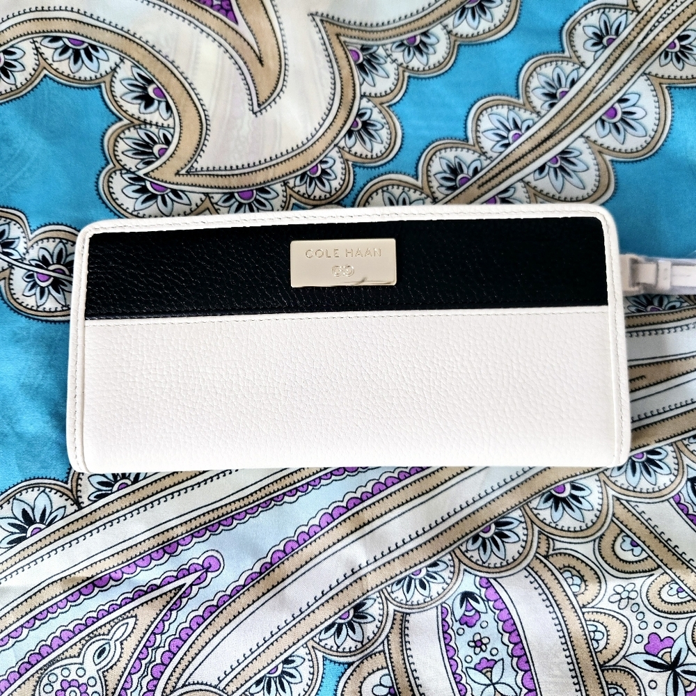 Cole Haan Kiera Slim Leather Wallet Ivory/Black